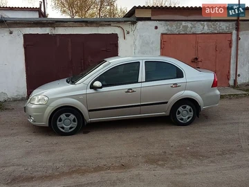Авто Chevrolet Aveo 2007 № 8748785