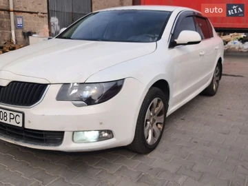 Авто Skoda Superb 2011 № 8748834