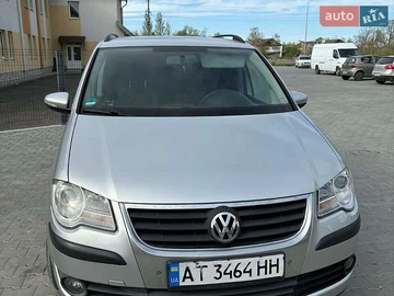 Авто Volkswagen Touran 2009 № 8748871