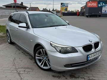 Авто BMW 5 Series 2010 № 8748947