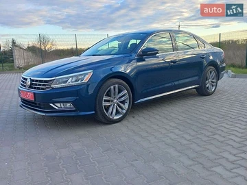 Авто Volkswagen Passat 2018 № 8748949