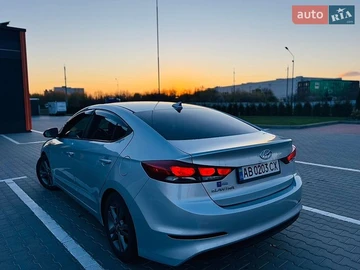 Авто Hyundai Elantra 2016 № 8748970