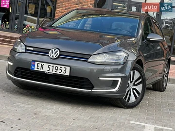 Авто Volkswagen E-Golf 2017 № 8748971
