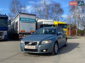 Авто Volvo S40 2010 № 8749206