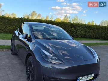 Авто Tesla Model Y 2023 № 8749226