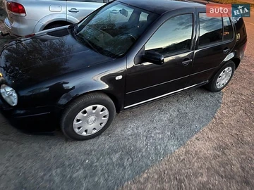 Авто Volkswagen Golf 2002 № 8749293