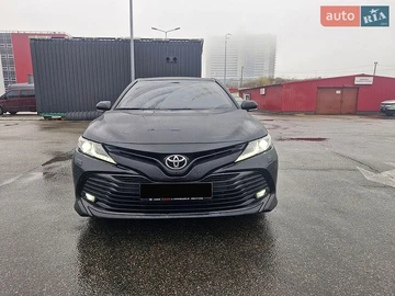 Авто Toyota Camry 2018 № 8749368