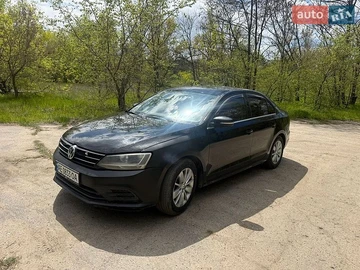 Авто Volkswagen Jetta 2015 № 8749445