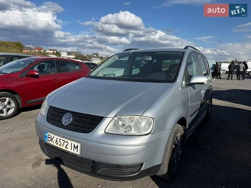 Авто Volkswagen Touran 2003 № 8749495