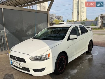 Авто Mitsubishi Lancer 2011 № 8749500