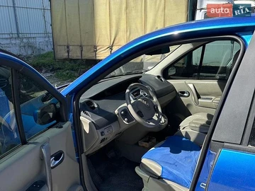 Авто Renault Scenic 2004 № 8749565