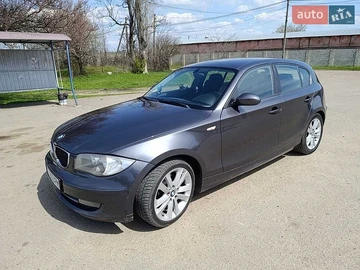 Авто BMW 1 Series 2008 № 8749568