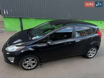 Авто Ford Fiesta 2011 № 8749572