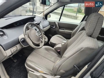 Авто Renault Scenic 2004 № 8749700