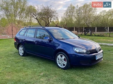 Авто Volkswagen Golf 2010 № 8749894