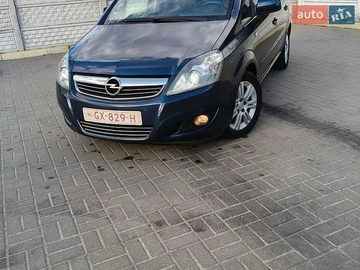 Авто Opel Zafira 2012 № 8750045