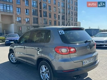 Авто Volkswagen Tiguan 2011 № 8750057