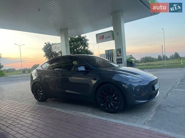 Авто Tesla Model Y 2023 № 8750237