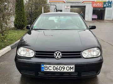 Авто Volkswagen Golf 2003 № 8750263