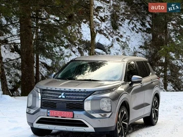 Авто Mitsubishi Outlander 2022 № 8750479