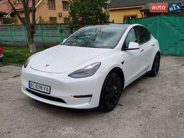 Авто Tesla Model Y 2022 № 8750620