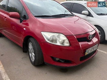 Авто Toyota Auris 2007 № 8750836