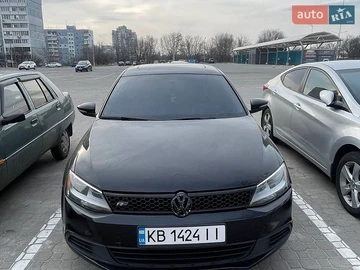 Авто Volkswagen Jetta 2013 № 8750849