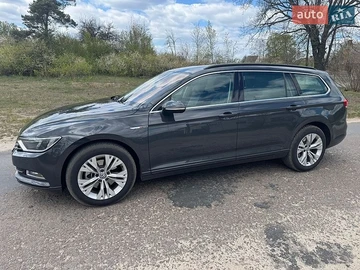 Авто Volkswagen Passat 2017 № 8750889
