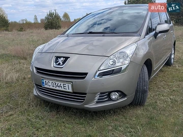 Авто Peugeot 5008 2011 № 8751292