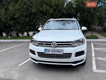 Авто Volkswagen Touareg 2012 № 8751620
