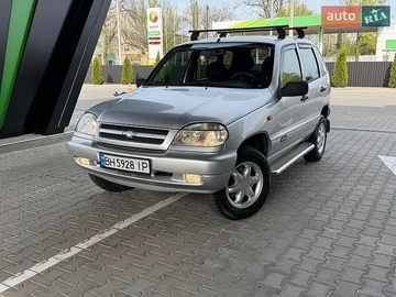 Авто Chevrolet Niva 2006 № 8751887