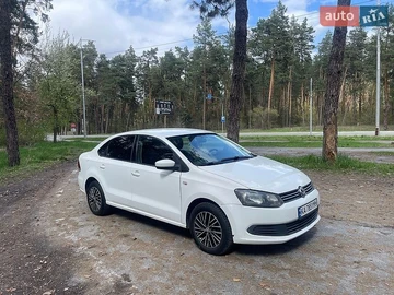 Авто Volkswagen Polo 2012 № 8751911