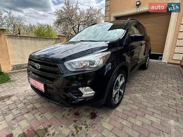 Авто Ford Escape 2017 № 8752106