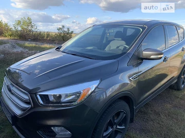 Авто Ford Kuga 2017 № 8752122