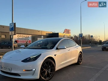 Авто Tesla Model 3 2023 № 8752265