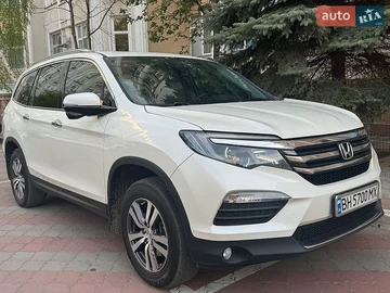 Авто Honda Pilot 2017 № 8752275