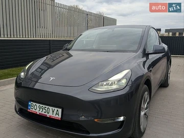 Авто Tesla Model Y 2023 № 8752285