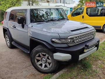 Авто Toyota Fj Cruiser 2014 № 8752297