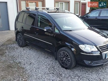 Авто Volkswagen Touran 2007 № 8752540