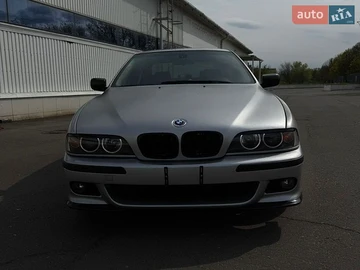 Авто BMW 5 Series 2002 № 8752585