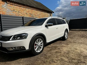 Авто Volkswagen Passat Alltrack 2014 № 8752676