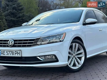 Авто Volkswagen Passat 2018 № 8752698