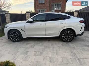 Авто BMW X6 2023 № 8752709