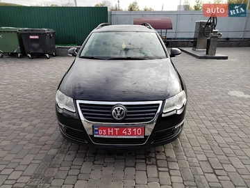 Авто Volkswagen Passat 2010 № 8752763