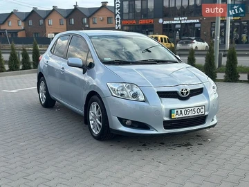 Авто Toyota Auris 2007 № 8753035