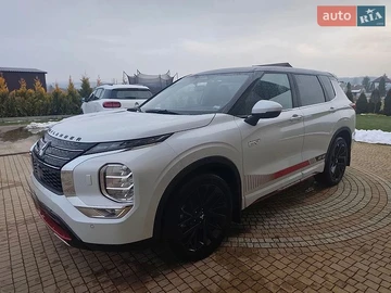 Авто Mitsubishi Outlander 2023 № 8753191