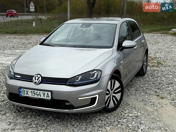 Авто Volkswagen E-Golf 2014 № 8753237