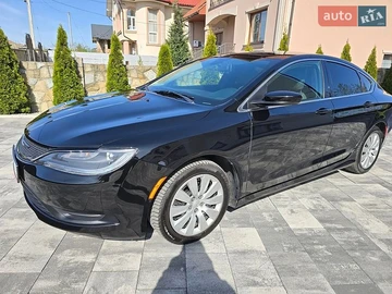 Авто Chrysler 200 2015 № 8753240