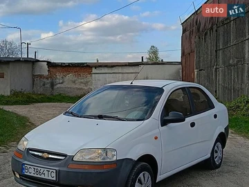 Авто Chevrolet Aveo 2005 № 8753531