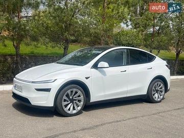 Авто Tesla Model Y 2025 № 8754331